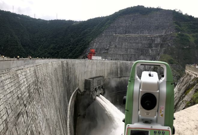 徠卡TZ05全站儀拱壩弦長觀測，賦能水電大壩防洪